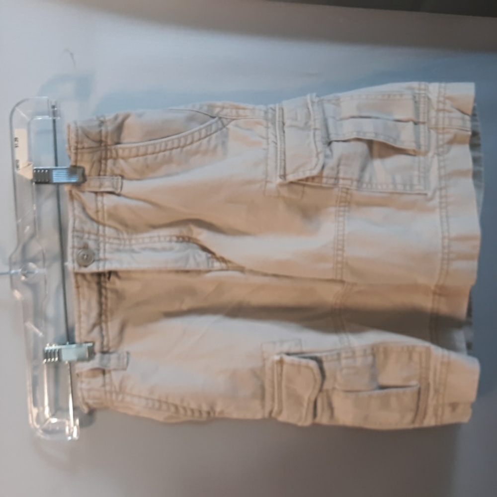 - Gap Kids Size 8 (SKU 201)